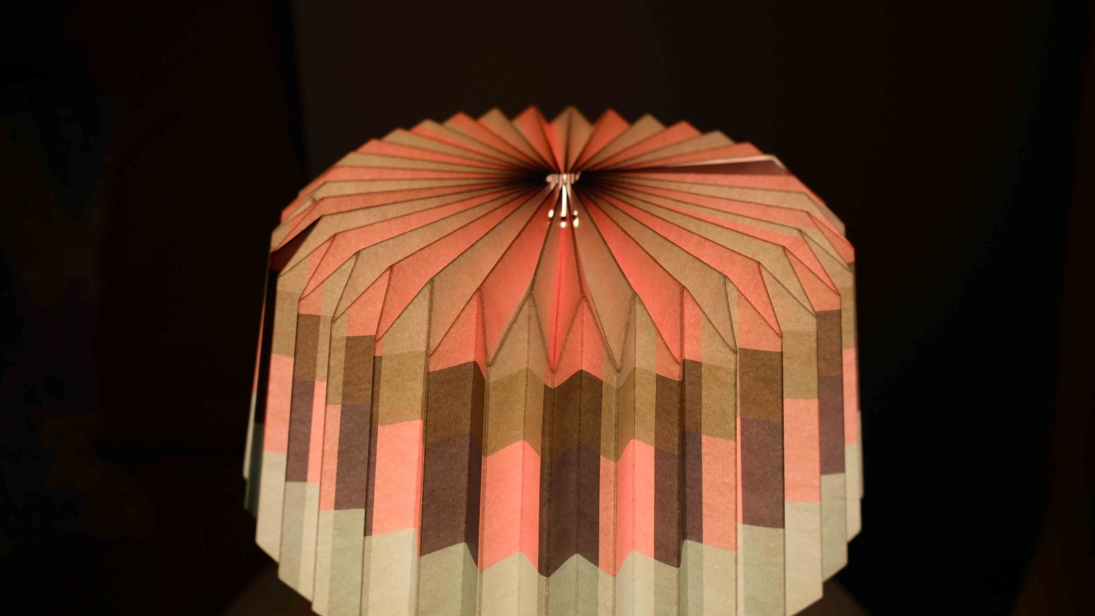 Remember Anna Blocks Paper Table Lamp – Colourful Retro Lighting