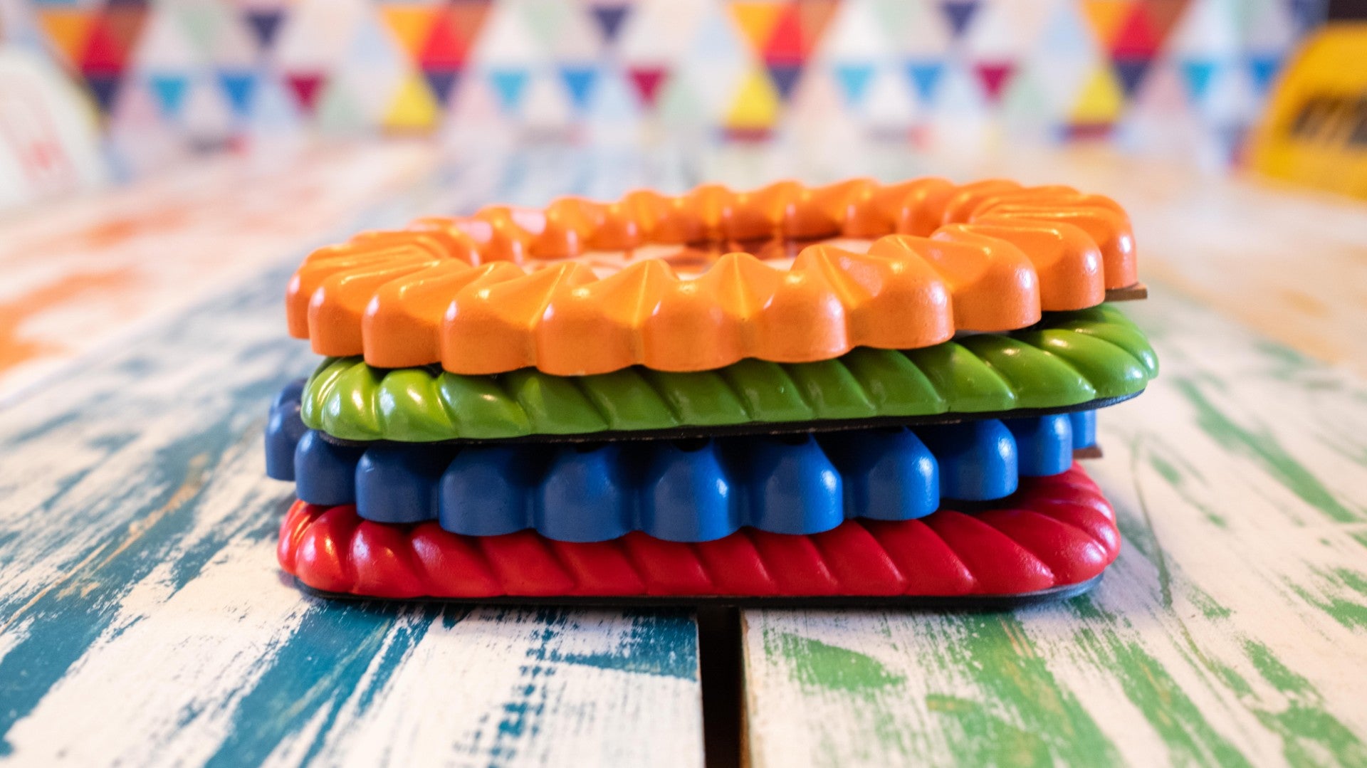 Red Twisted 6x4 Photo Frame