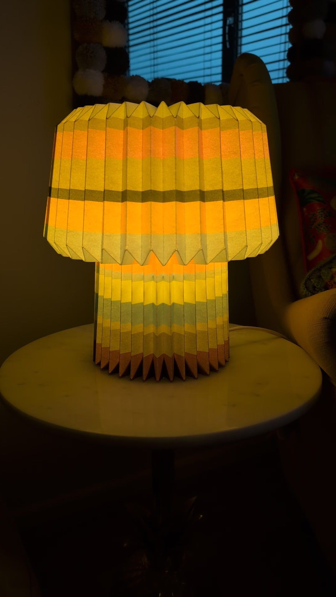Remember Anna Stripes Paper Table Lamp – Colourful Retro Lighting
